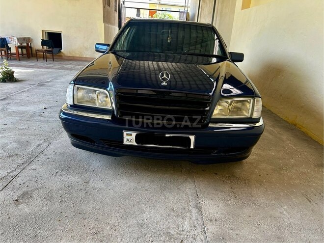Mercedes C 240 1997, 340,000 km - 2.4 l - Tovuz