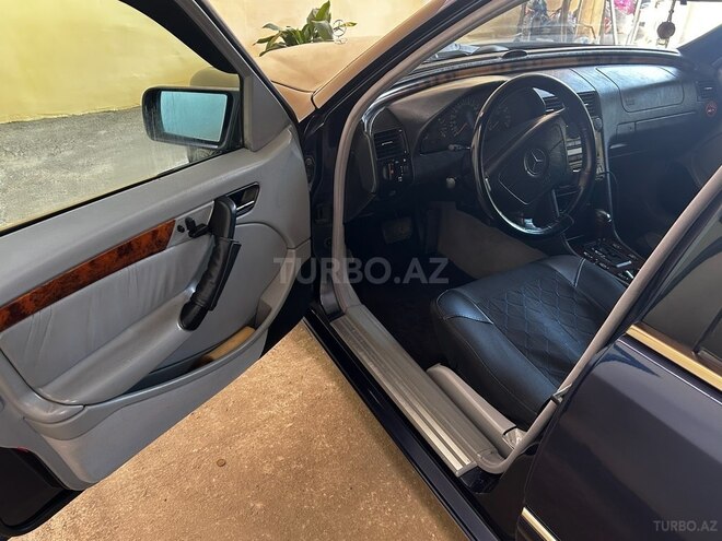 Mercedes C 240 1997, 340,000 km - 2.4 l - Tovuz