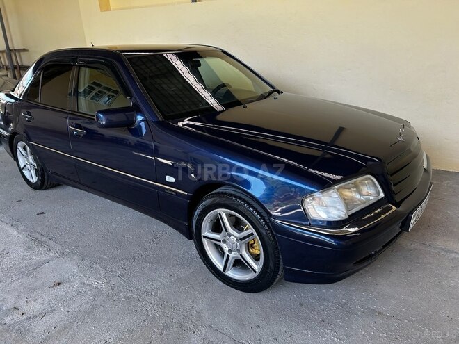 Mercedes C 240 1997, 340,000 km - 2.4 l - Tovuz