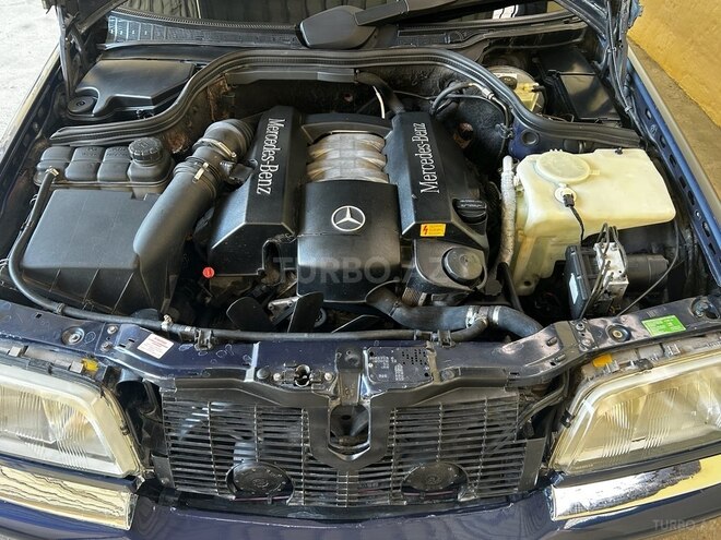 Mercedes C 240 1997, 340,000 km - 2.4 l - Tovuz