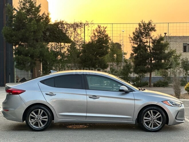 Hyundai Elantra 2016, 77,000 km - 2.0 л - Bakı