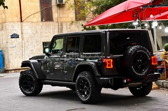 Jeep Wrangler-2