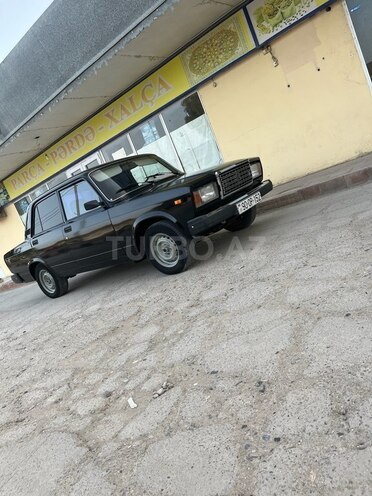 LADA (VAZ) 2107 2010, 130,000 km - 1.6 l - Salyan