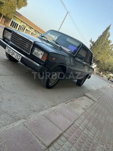 LADA (VAZ) 2107 2010, 130,000 km - 1.6 l - Salyan