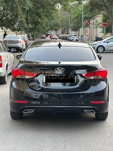 Hyundai Elantra 2015, 193,121 km - 1.8 l - Bakı
