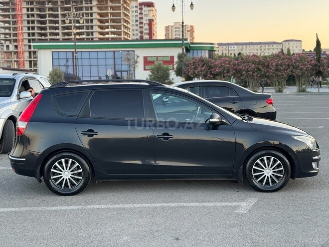 Hyundai i30 2009, 339,000 km - 1.6 л - Sumqayıt