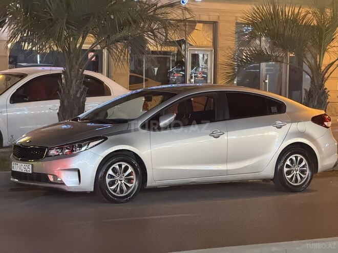 Kia K3 2017, 180,000 km - 1.6 l - Bakı