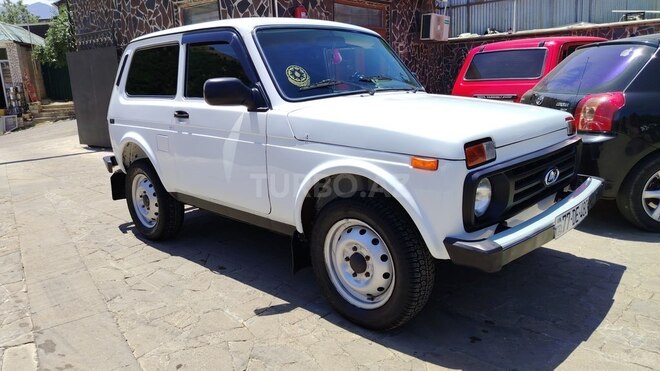 LADA (VAZ) Niva 2008, 108,000 km - 1.7 l - Yardımlı