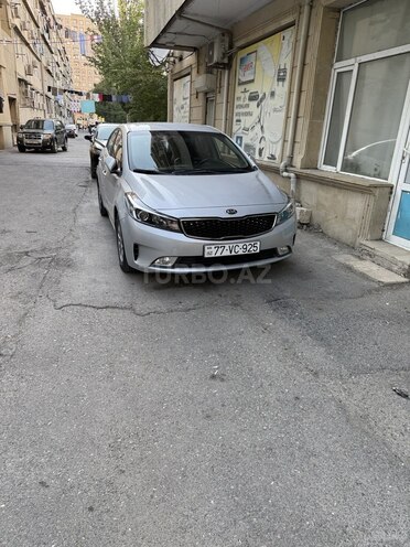 Kia K3 2017, 180,000 km - 1.6 l - Bakı