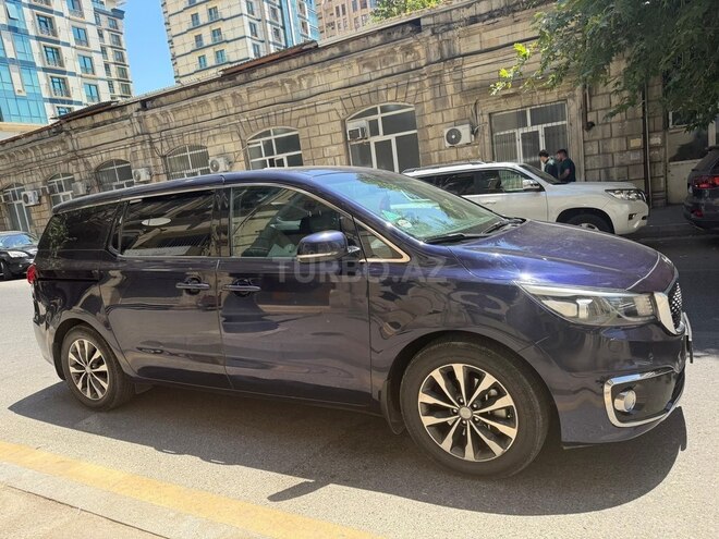 Kia Carnival 2017, 240,000 km - 2.2 l - Bakı