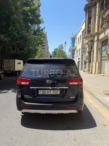 Kia Carnival 2017, 240,000 km - 2.2 l - Bakı
