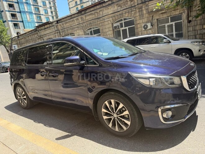 Kia Carnival 2017, 240,000 km - 2.2 l - Bakı