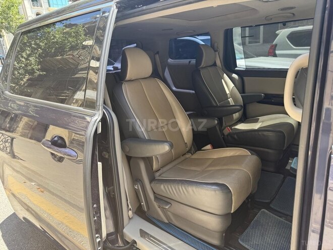 Kia Carnival 2017, 240,000 km - 2.2 l - Bakı