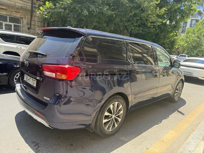 Kia Carnival 2017, 240,000 km - 2.2 l - Bakı