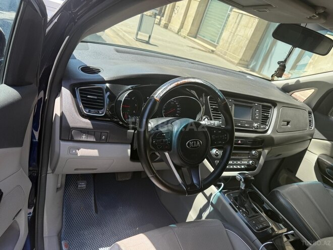 Kia Carnival 2017, 240,000 km - 2.2 l - Bakı
