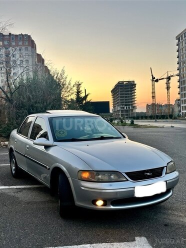 Opel Vectra 1996, 480,000 km - 1.8 l - Sumqayıt