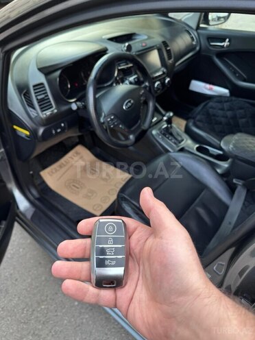 Kia Forte 2015, 273,588 km - 2.0 l - Sumqayıt