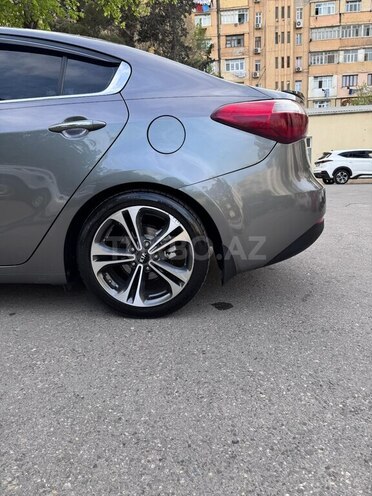 Kia Forte 2015, 273,588 km - 2.0 l - Sumqayıt