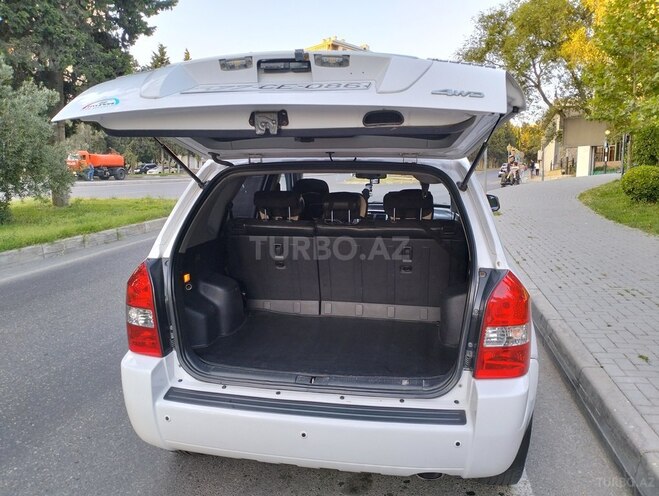 Hyundai Tucson-12