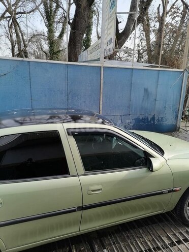 Opel Vectra 1996, 500,000 km - 1.8 l - Xaçmaz