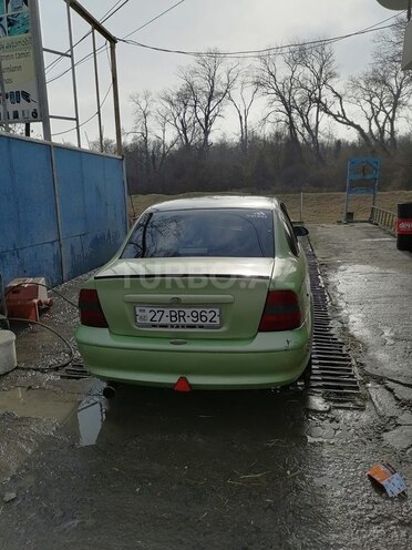 Opel Vectra 1996, 500,000 km - 1.8 l - Xaçmaz