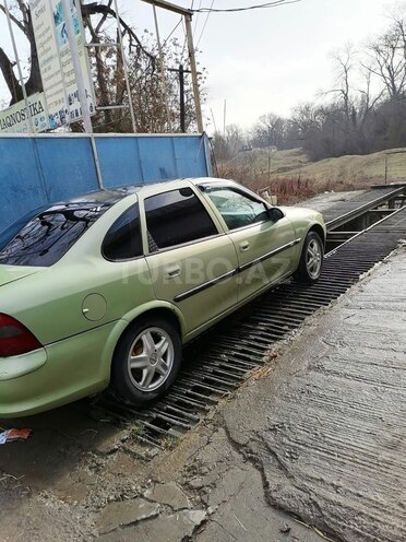 Opel Vectra 1996, 500,000 km - 1.8 l - Xaçmaz