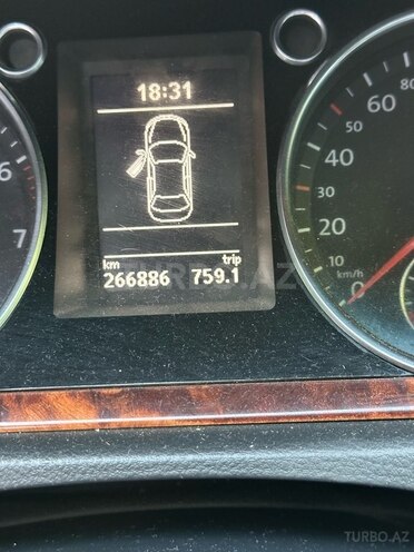 Volkswagen Passat 2010, 267,000 km - 1.8 l - Bakı