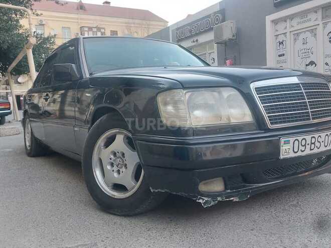 Mercedes E 220 1994, 350,000 km - 2.2 l - Bakı