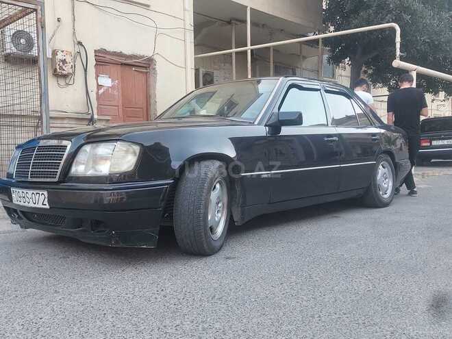 Mercedes E 220 1994, 350,000 km - 2.2 l - Bakı