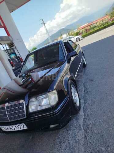 Mercedes E 220 1994, 350,000 km - 2.2 l - Bakı
