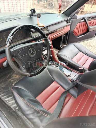 Mercedes E 220 1994, 350,000 km - 2.2 l - Bakı