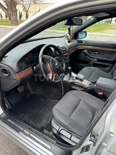 BMW 523 2000, 370,000 km - 2.5 l - Bakı
