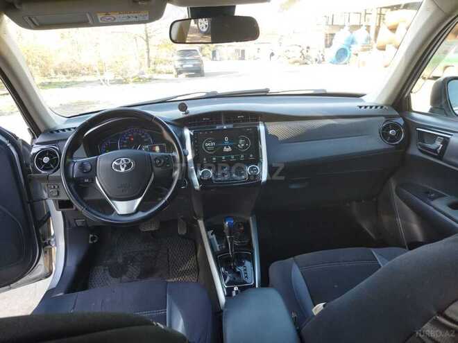 Toyota Corolla Fielder 2018, 215,000 km - 1.5 l - Bakı
