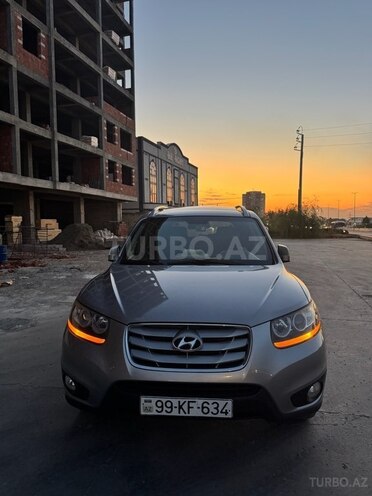 Hyundai Santa Fe-1