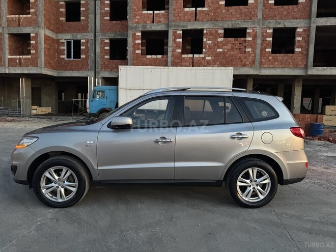 Hyundai Santa Fe-3