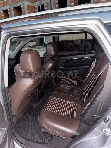 Hyundai Santa Fe-12