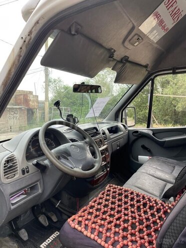 Mercedes Sprinter 412 2000, 314,860 km - 2.7 l - Tovuz