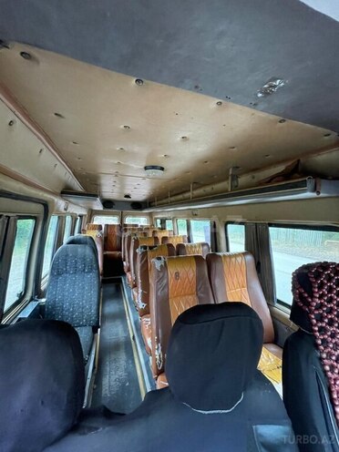 Mercedes Sprinter 412 2000, 314,860 km - 2.7 l - Tovuz