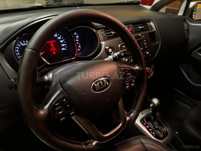 Kia Rio 2014, 175,000 km - 1.4 л - Bakı