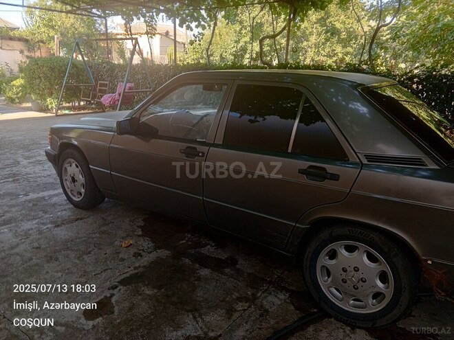 Mercedes 190 1991, 450,000 km - 2.0 l - İmişli