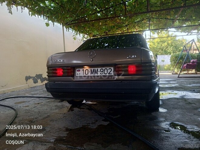 Mercedes 190 1991, 450,000 km - 2.0 l - İmişli
