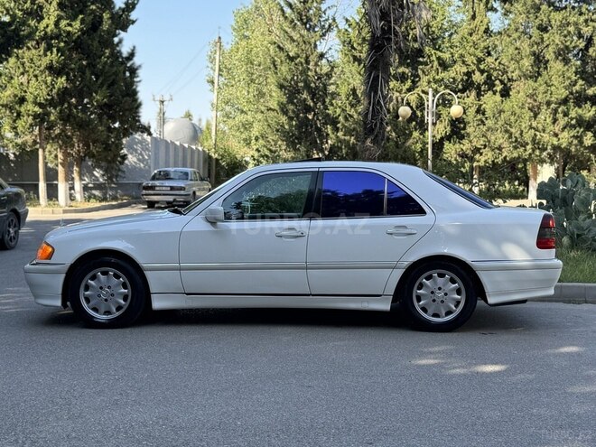 Mercedes C 230-9