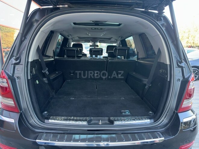 Mercedes GL 550-13