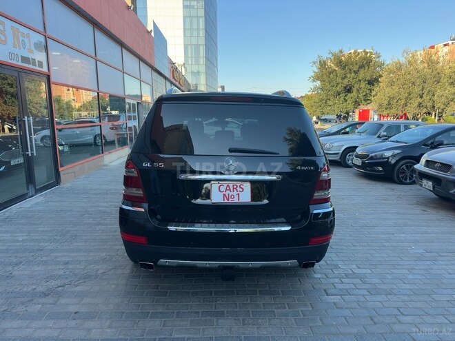 Mercedes GL 550-8