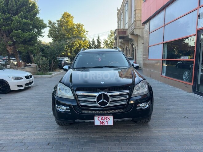 Mercedes GL 550-3