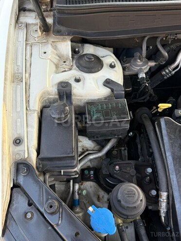 Hyundai Santa Fe 2011, 178,500 km - 2.0 l - Masallı