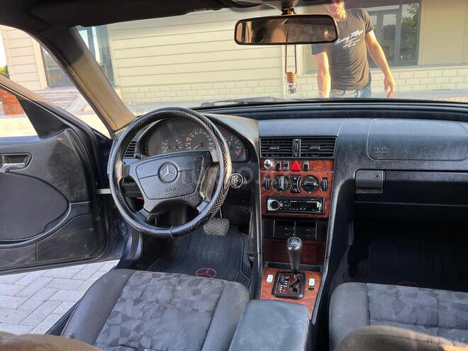 Mercedes C 180 1999, 493,000 km - 1.8 l - Göyçay