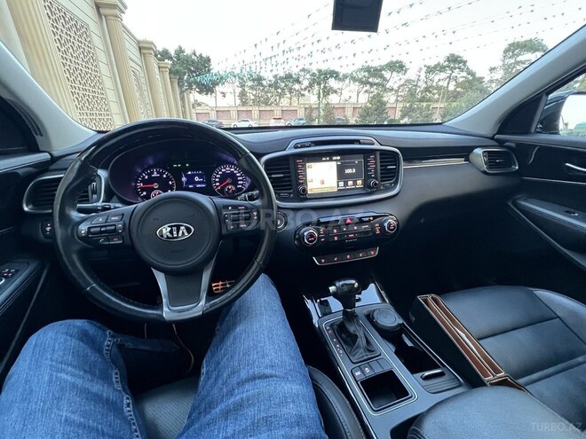 Kia Sorento-5