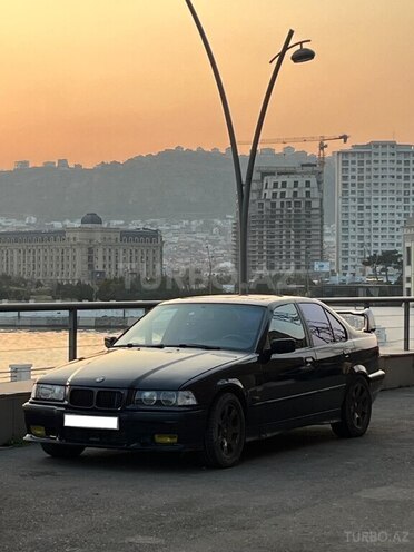 BMW 320 1993, 310,000 km - 2.0 l - Sumqayıt