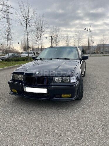 BMW 320 1993, 310,000 km - 2.0 l - Sumqayıt